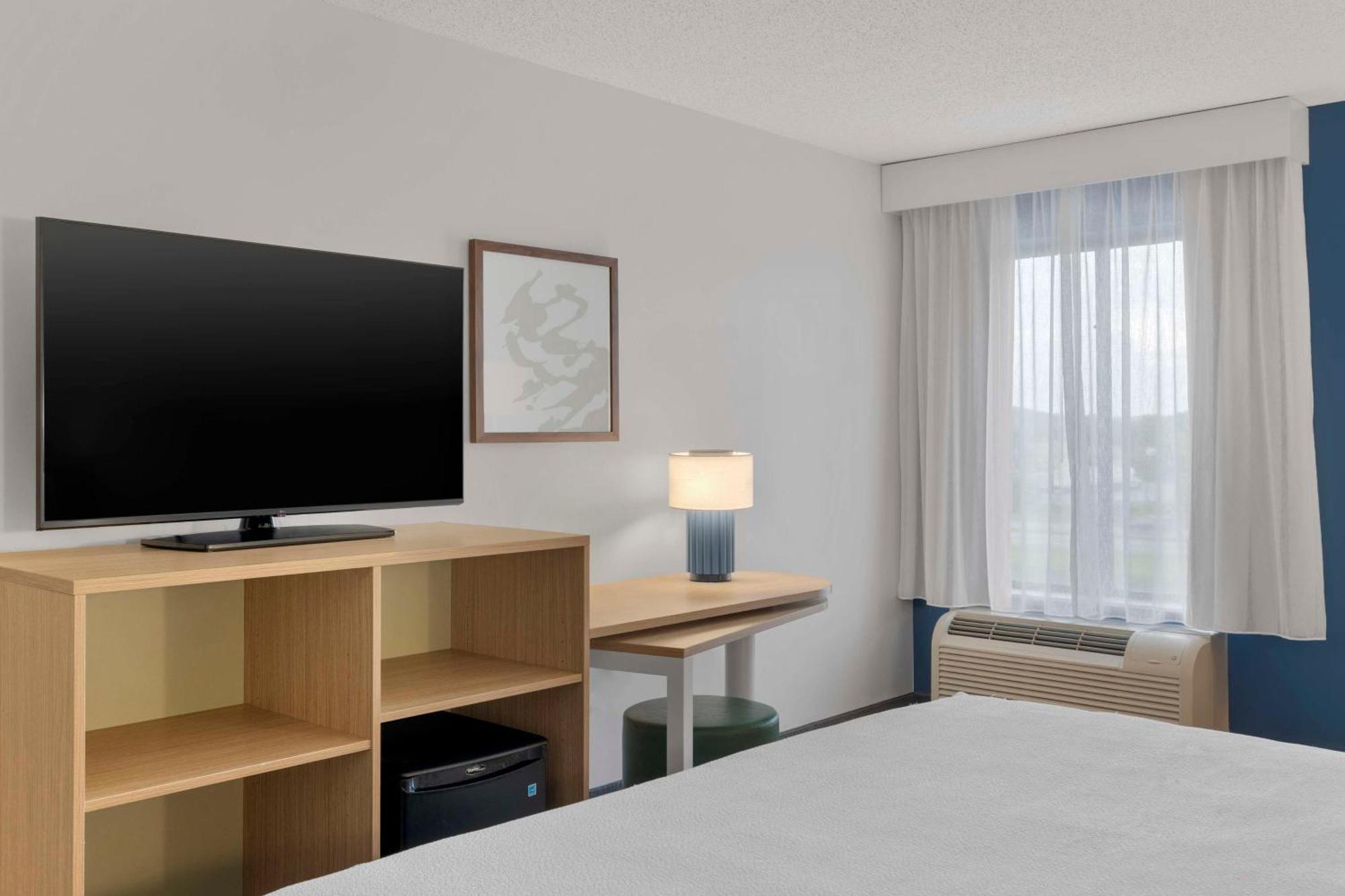 Spark By Hilton Newcomerstown Εξωτερικό φωτογραφία