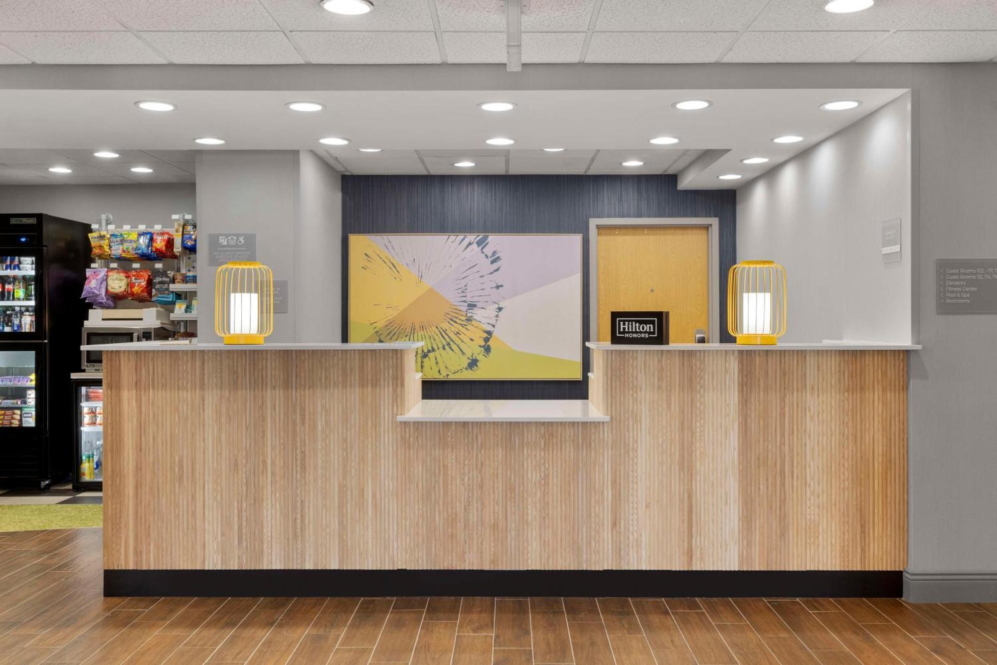 Spark By Hilton Newcomerstown Εξωτερικό φωτογραφία