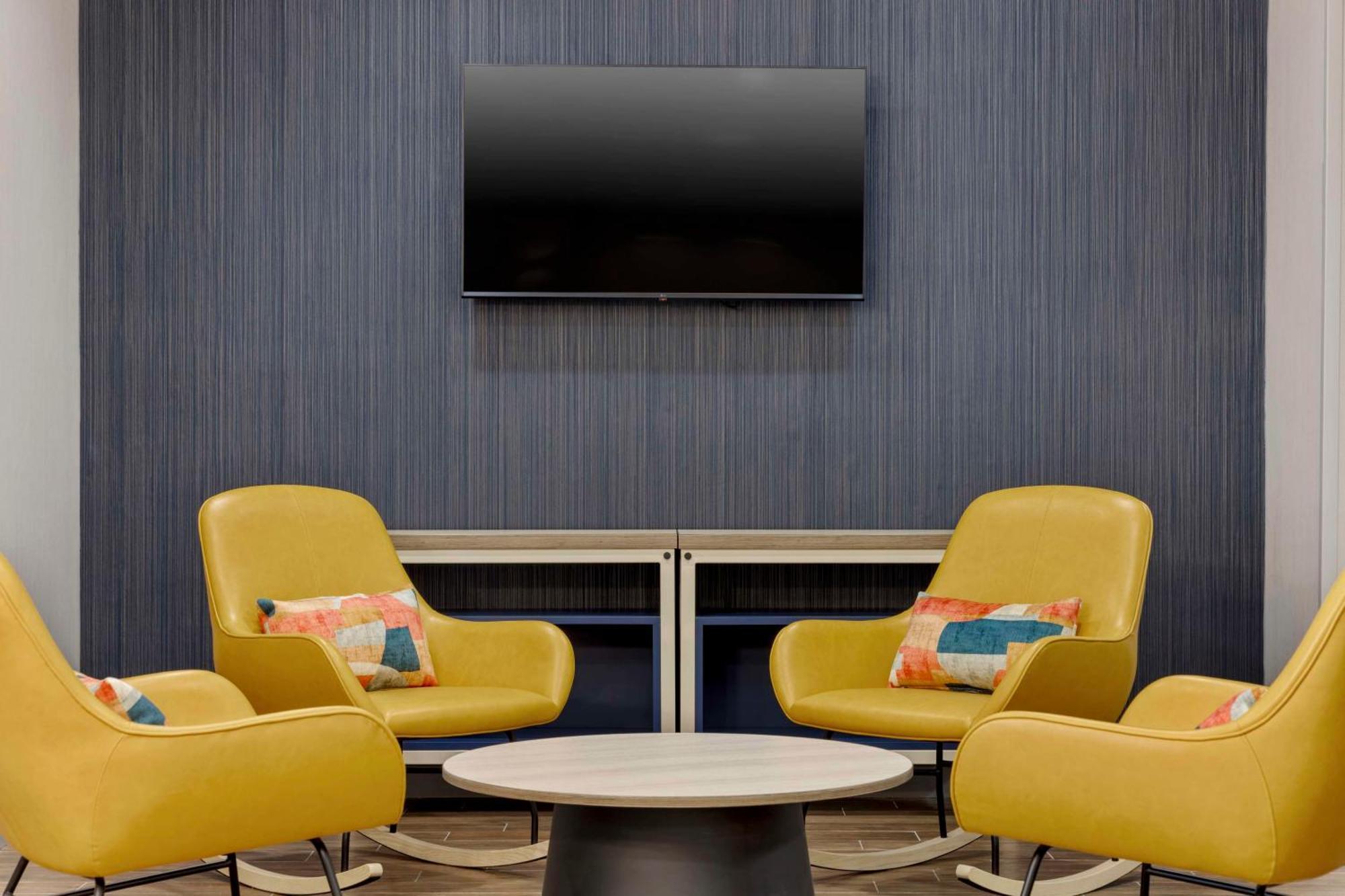 Spark By Hilton Newcomerstown Εξωτερικό φωτογραφία